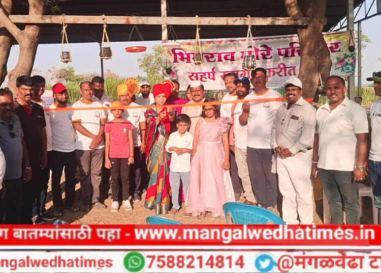 मोरे फार्महाऊसवर पक्षांचा किलबिलाट घुमणार; जागतिक महिला दिनी पाणपोईचा शुभारंभ; वारी परिवाराचा शंभर किलोमीटरचा सायकल प्रवास आणि पक्षांसाठी दाणा-पाणी